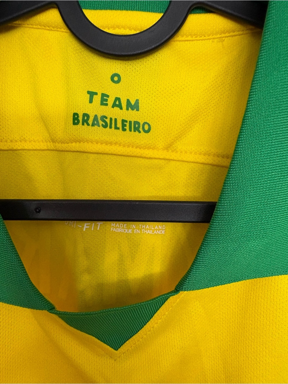 Nike Yellow and Green Team Brasileiro Soccer Jersey Neimar Jr - Picture 4 of 7